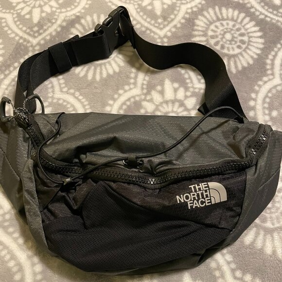 The North Face Handbags - The North Face Lumbnical Small Lumbar Fanny Pack Black/Asphalt Gray, NWOT